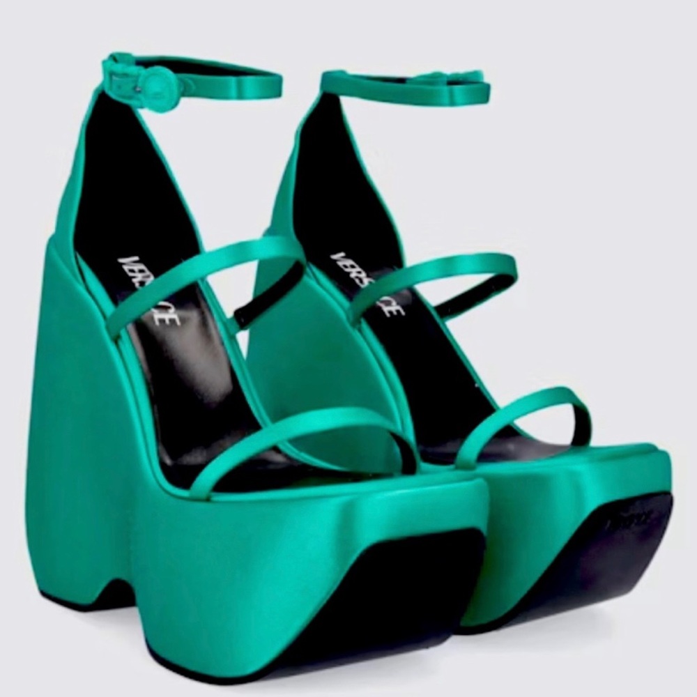 Versace platform